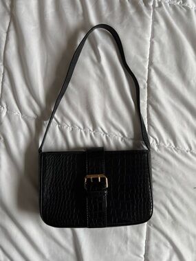 LA Express Black Croc Embossed Mini Shoulder Bag Gold Buckle Y2K